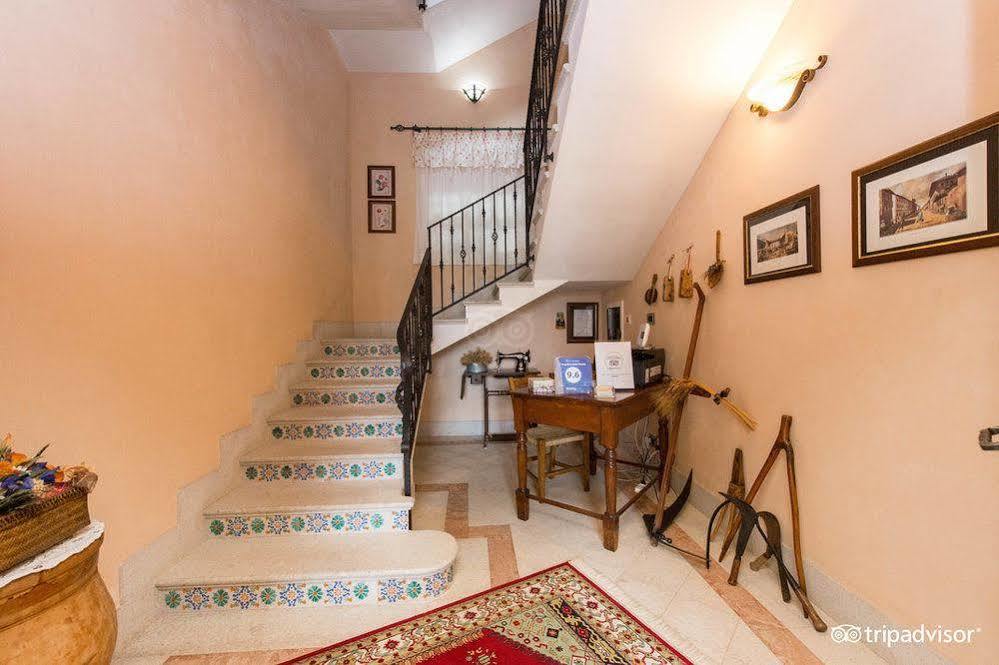 B&B L'Angolino Della Nonna Castelluzzo Dış mekan fotoğraf